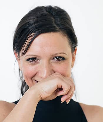JUlie Portanguen, formation yoga enfants adolescents nourrissons à distance